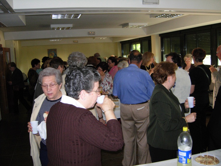 Encuentro vicaria.mayo.20011.JPG